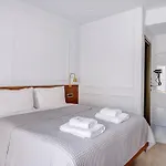 Eclectic Syros B&B 3*