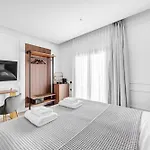 B&B Eclectic Syros