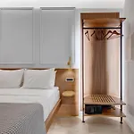 Eclectic Syros B&B 3*