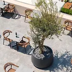 B&B Eclectic Syros 에르무폴리