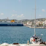 Eclectic Syros B&B 에르무폴리
