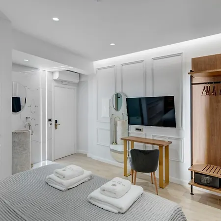 Eclectic Syros Ermoupoli