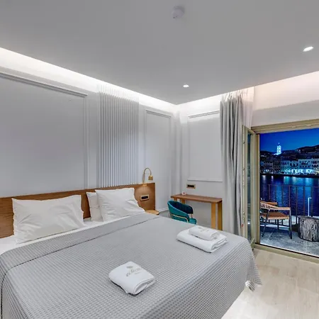 Eclectic Syros Bed & Breakfast Ermoupoli