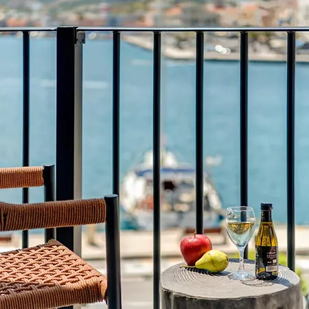 Eclectic Syros Ermoúpoli