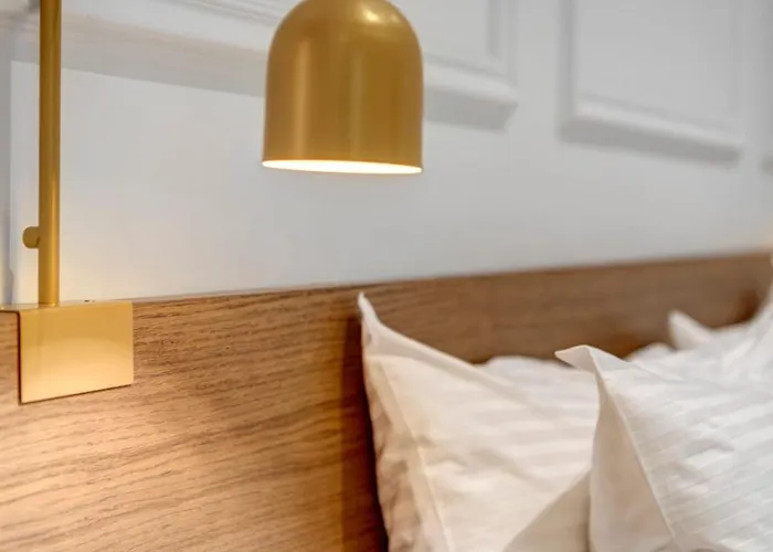 Eclectic Syros Эрмуполис