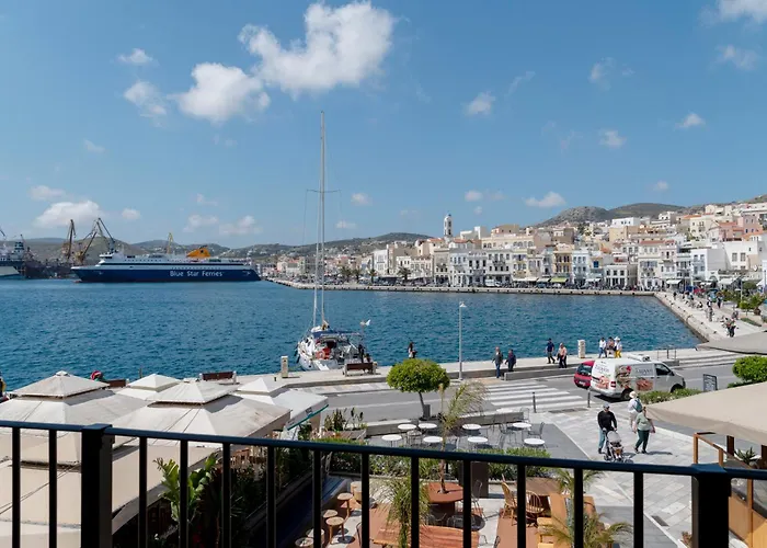 Oda ve Kahvaltı Eclectic Syros Ermoupoli